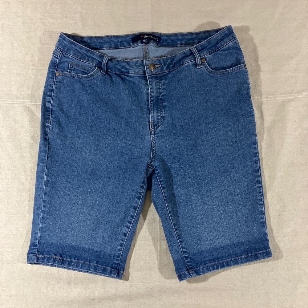 Denim 24/7 jorts